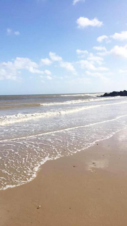 Relaxing Chalet On Popular California Sands Short Stroll To Beach, Nr Norfolk Broads & Great Yarmouth Scratby Екстериор снимка