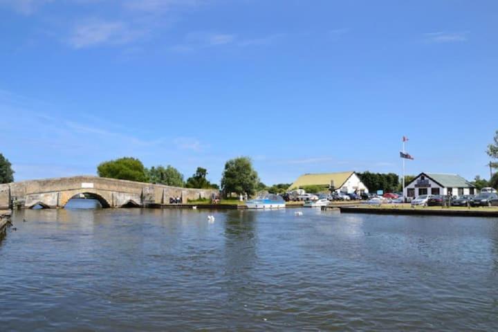 Relaxing Chalet On Popular California Sands Short Stroll To Beach, Nr Norfolk Broads & Great Yarmouth Scratby Екстериор снимка
