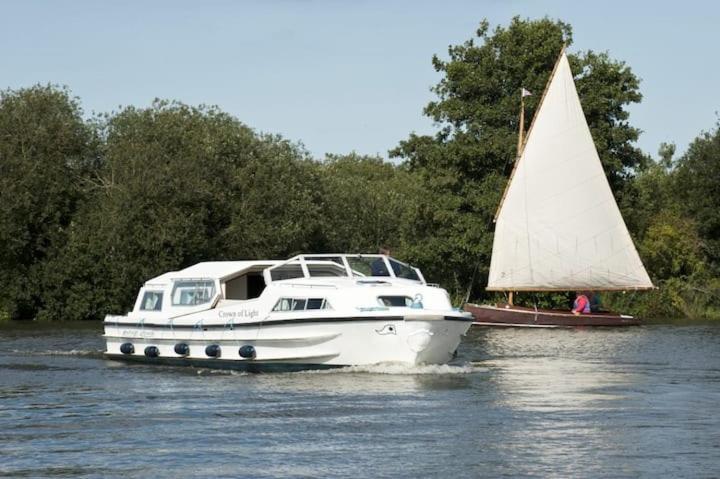 Relaxing Chalet On Popular California Sands Short Stroll To Beach, Nr Norfolk Broads & Great Yarmouth Scratby Екстериор снимка